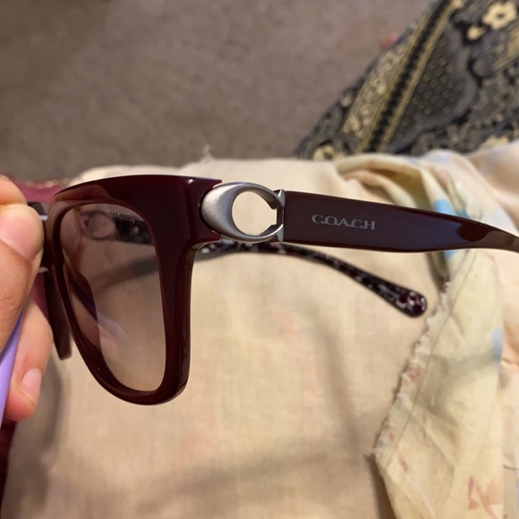 Coach Female Square Frame Sunglasses burgundy - Picture 6 of 6
